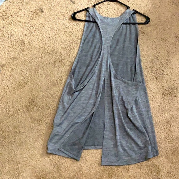 Nike women’s grey tank, open back size XL - Picture 2 of 2